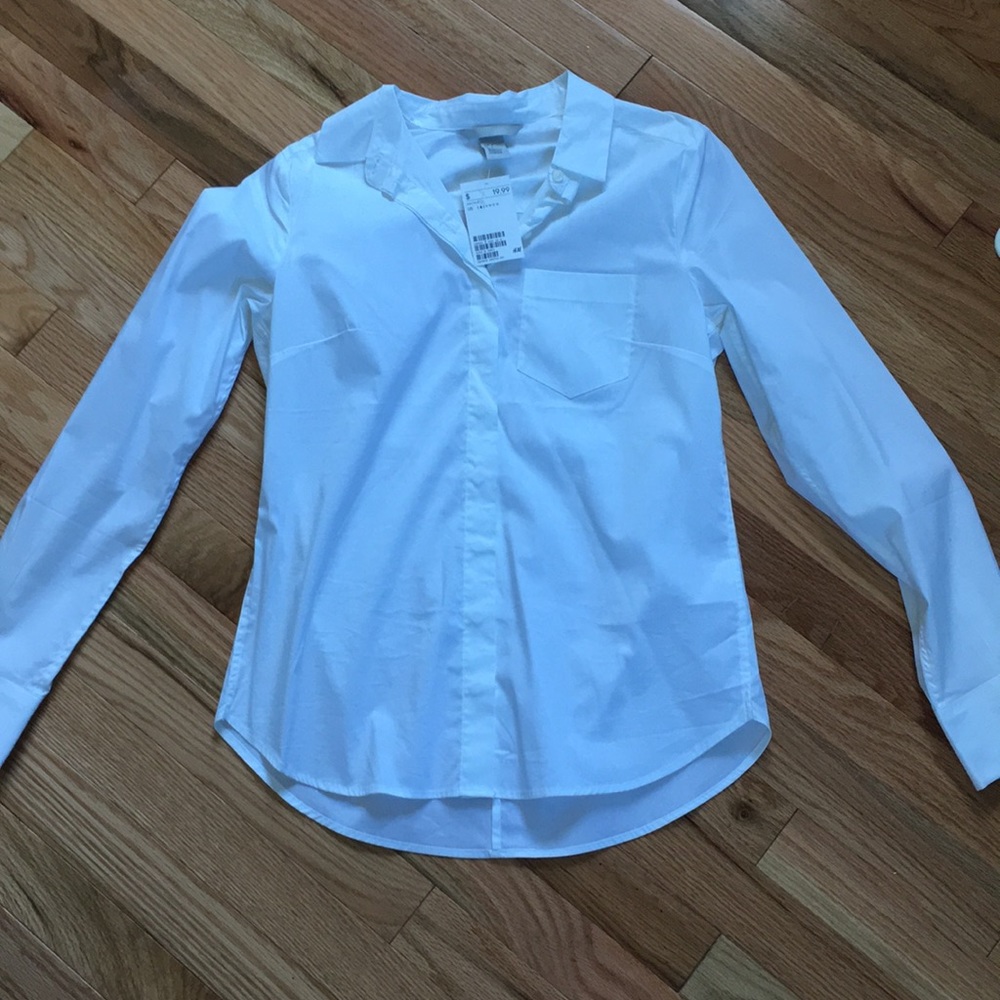 White button down shirt